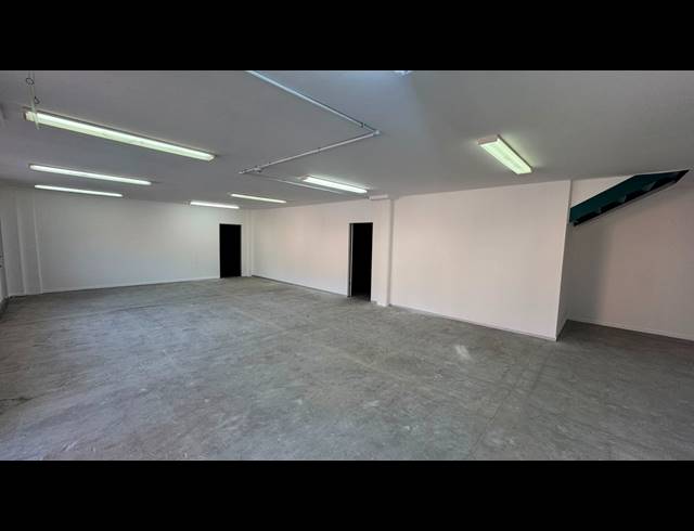 449M² WAREHOUSE TO LET IN LINBRO PARK